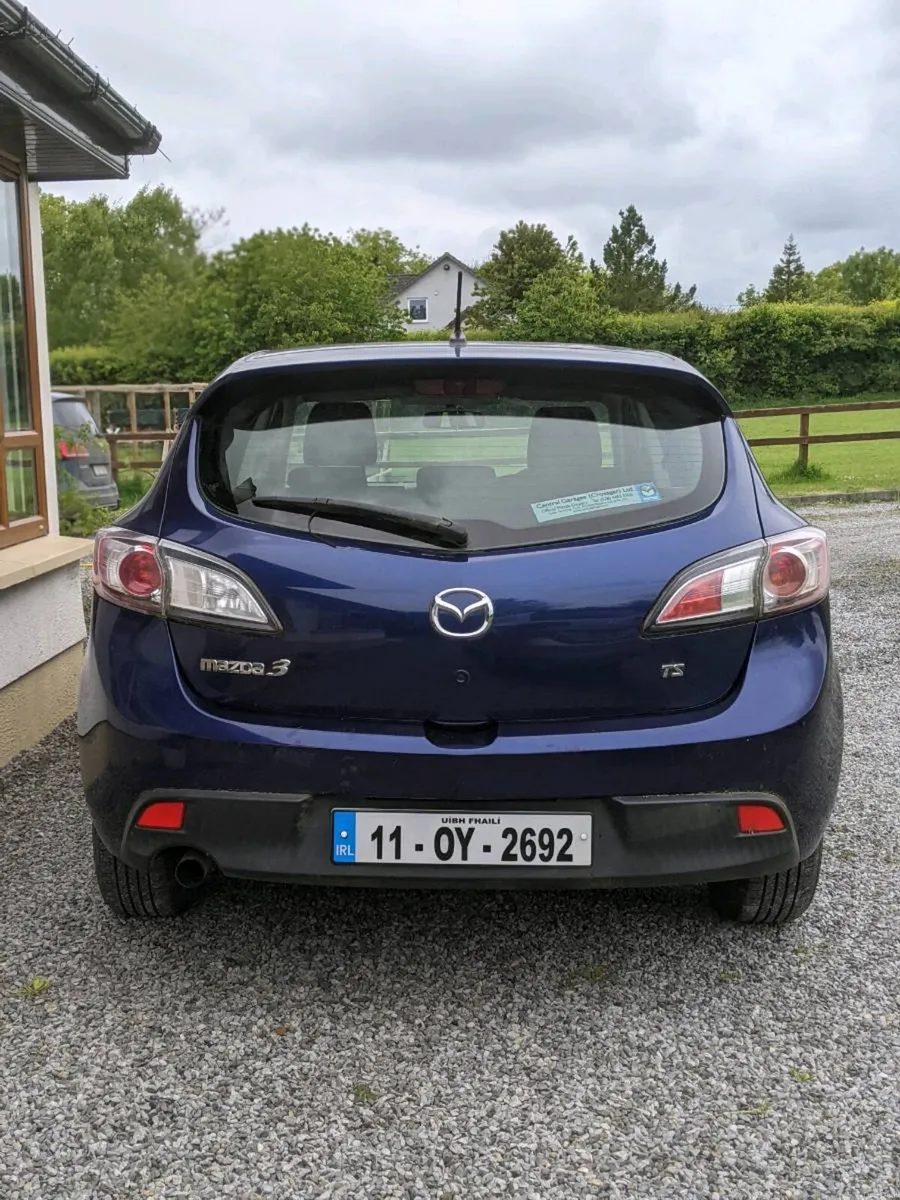 Mazda 3 - Image 2
