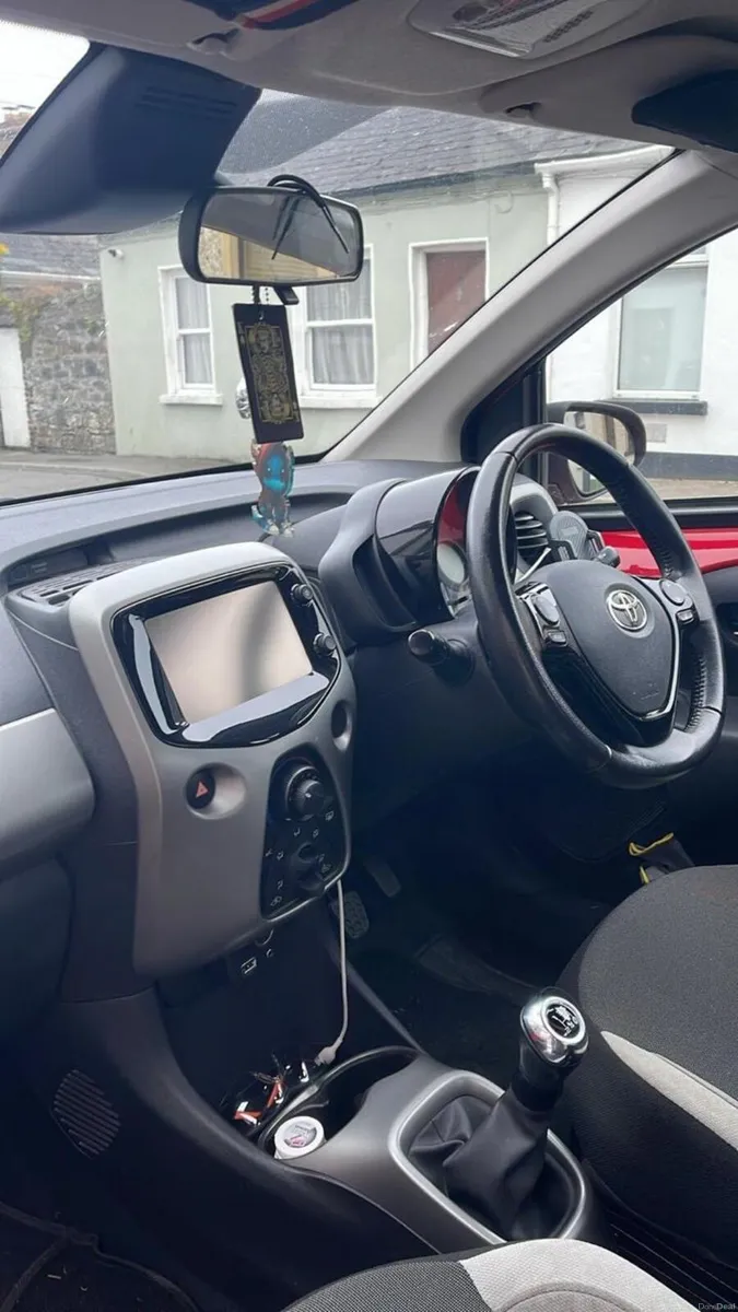 Toyota Aygo 2018 / NCT 2028 - Image 5