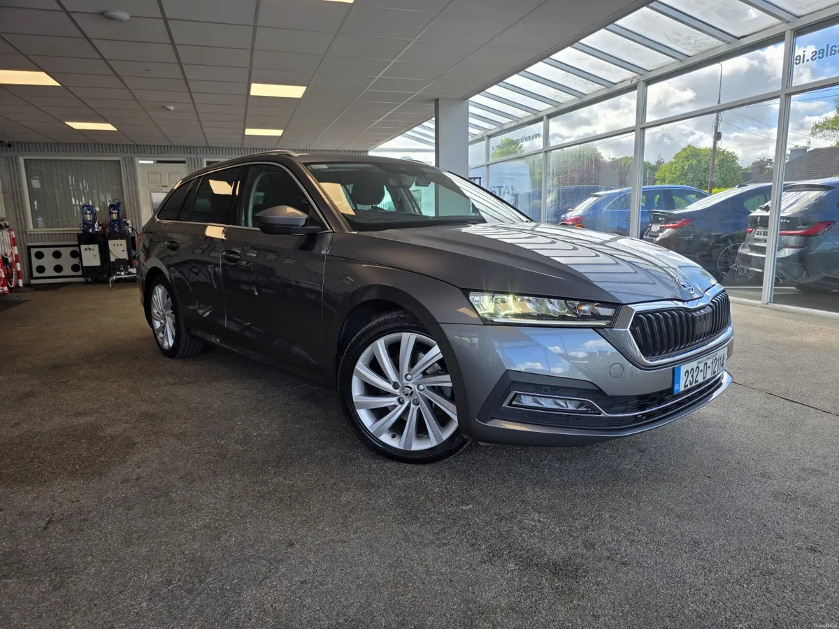 Skoda Octavia  C STYLE 2.0TDI 4x4 2023 - Image 2