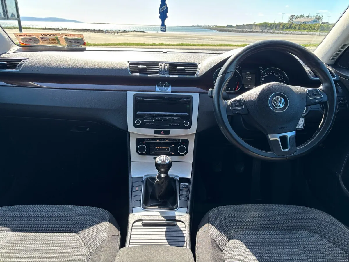 Volkswagen Passat Highline - Image 4