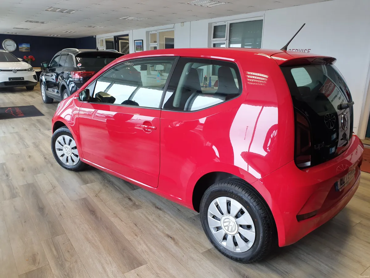 2018 VOLKSWAGEN UP 1.0 AUTO LOW KLMS - Image 2
