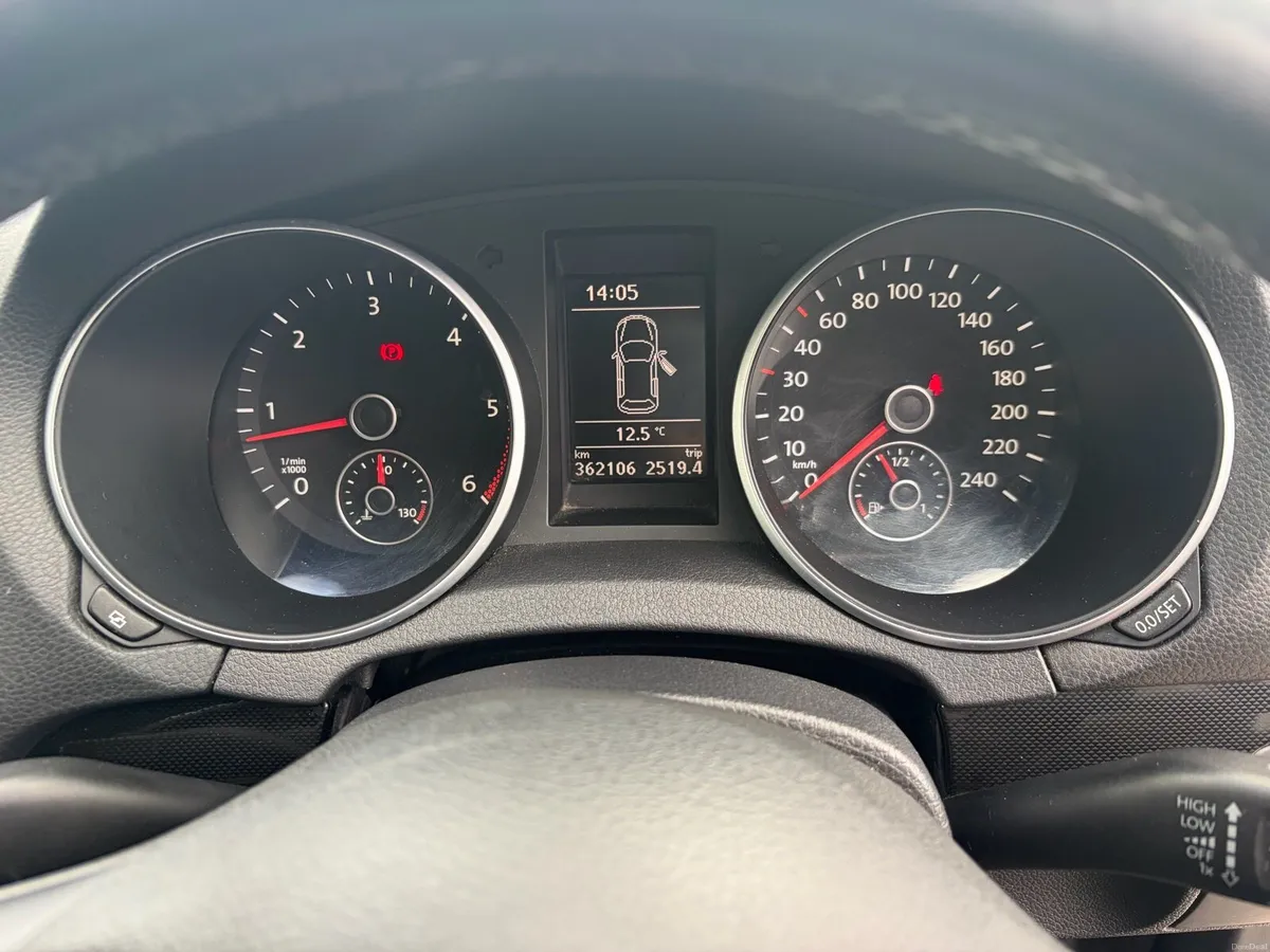 Mk6 1.6L TDI black Volkswagen Golf - Image 4
