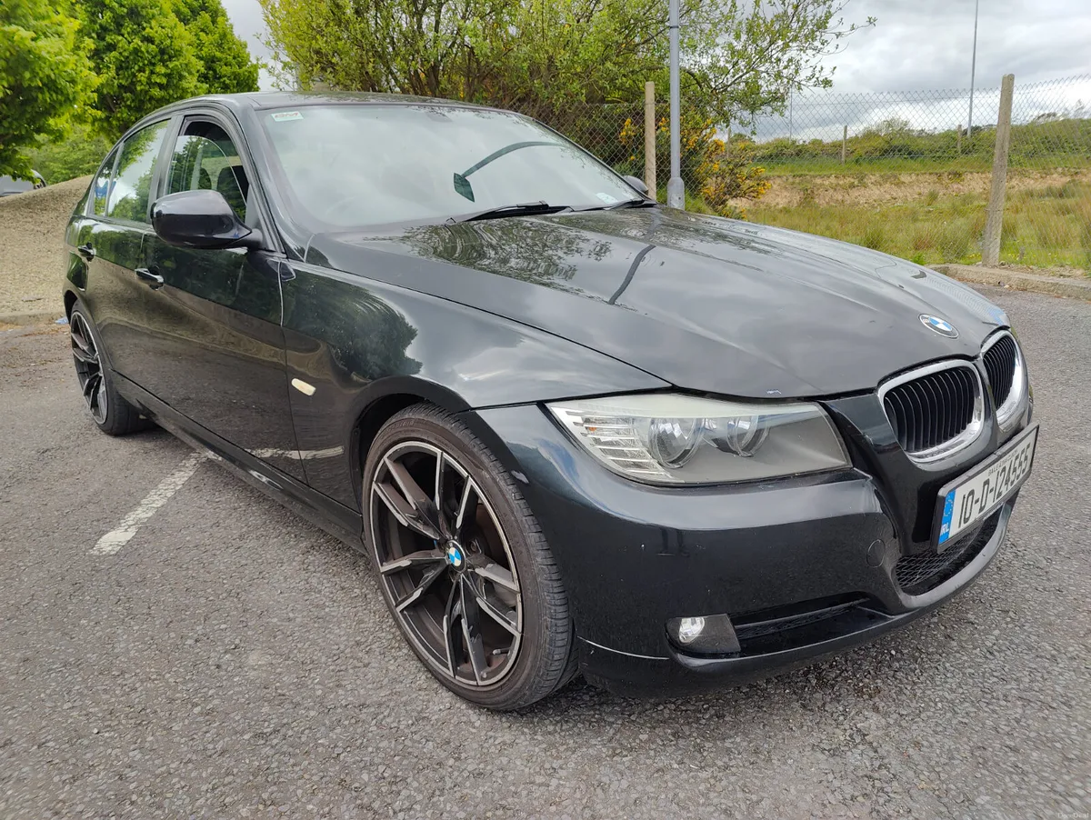 BMW 3-Series 2010 Automatic - Image 2