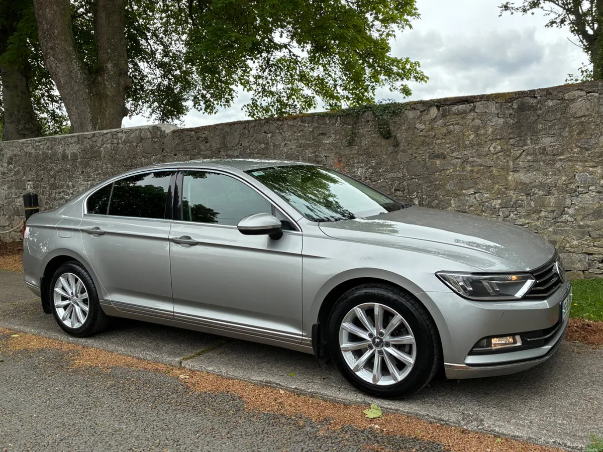 VW PASSAT 1.6 TDI DSG HIGHLINE AUTOMATIC - Image 1