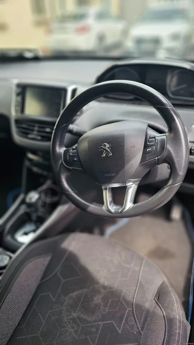 Peugeot 2008 2018 - Image 2