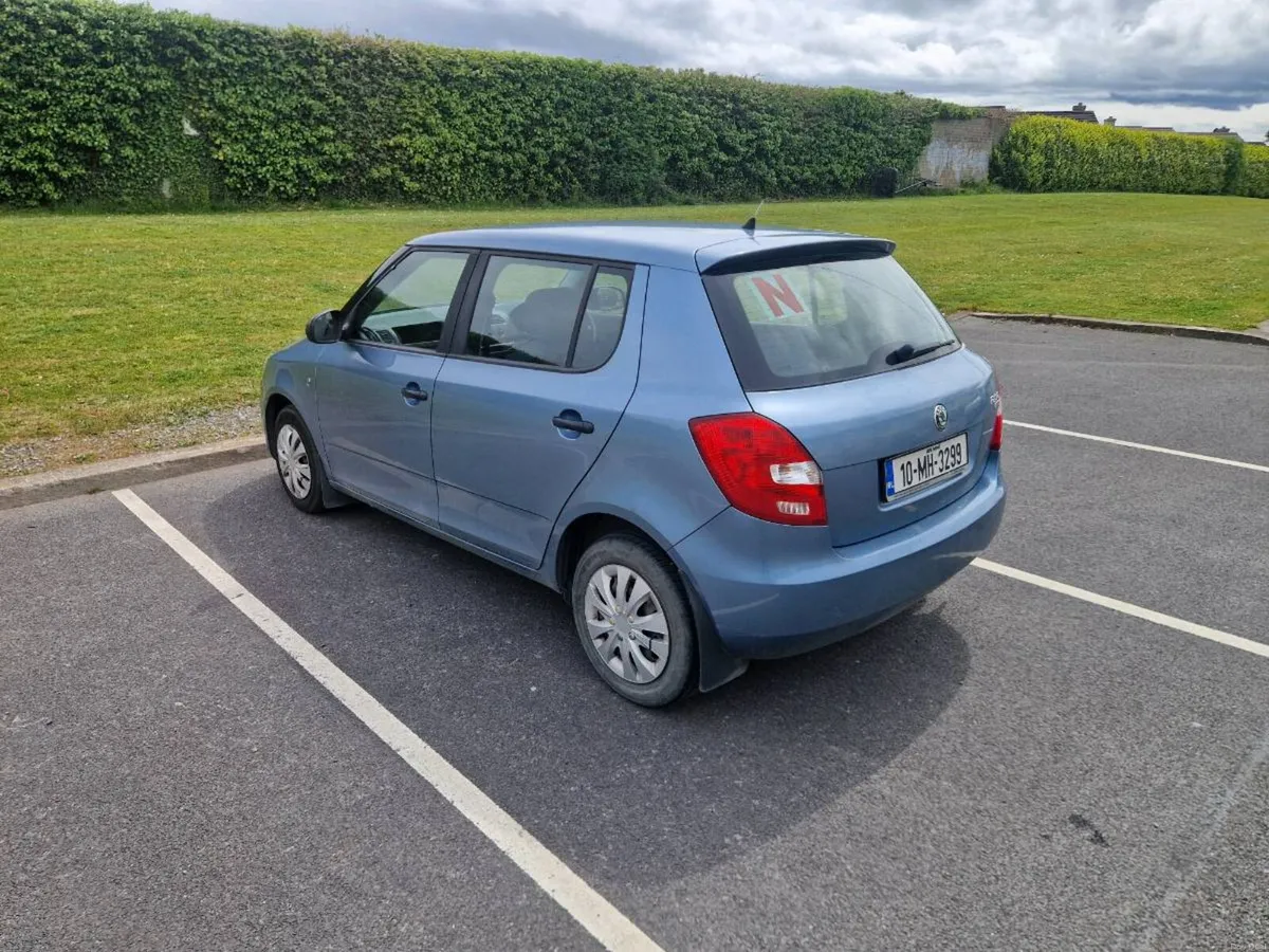 2010 skoda fabia 1.2 nct 12/26 tax 05/26 - Image 3