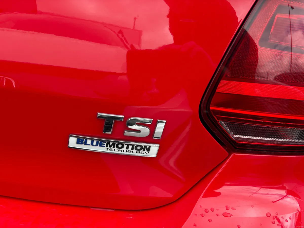 VW POLO 1.2 TSI AUTO TRENDLINE **LOW LOW MILEAGE** - Image 2