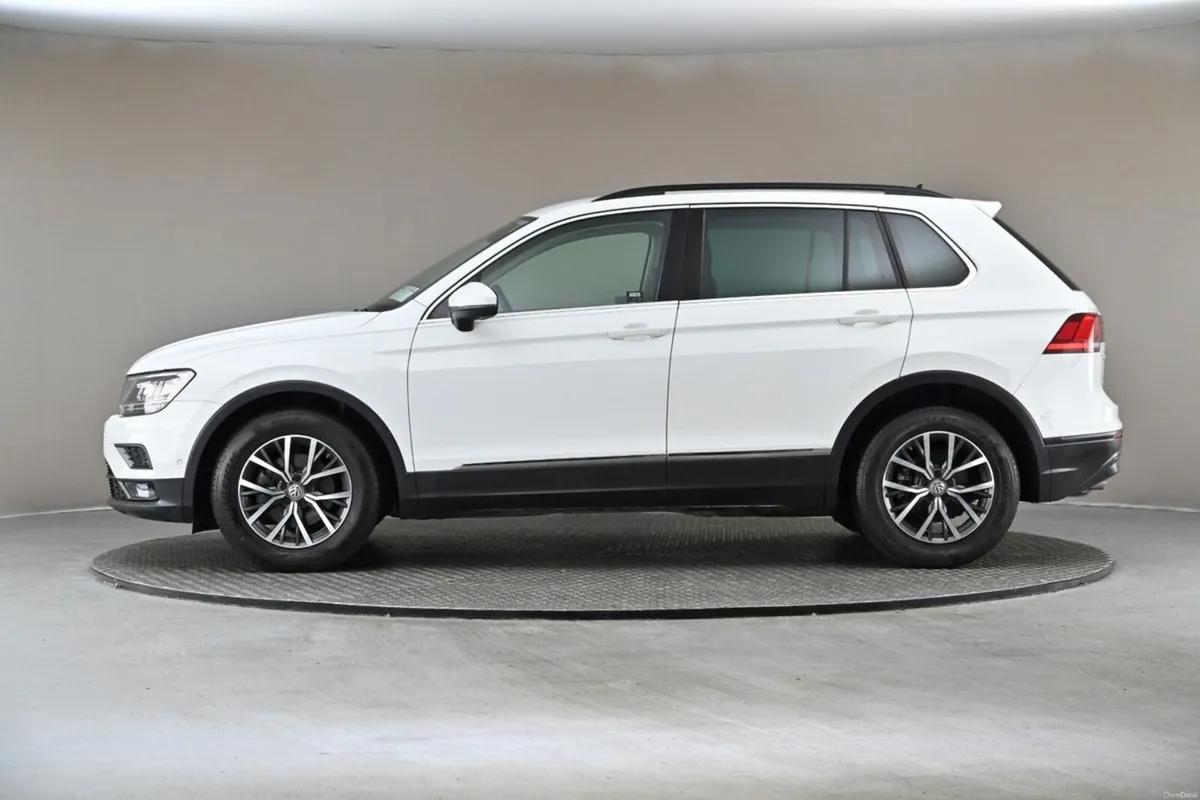 Volkswagen Tiguan **Just Reduced** 1.4 TSI DSG COM - Image 5