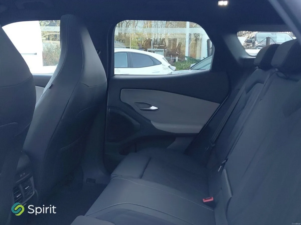 Ford Explorer Premium 77kWh Extended Range CALL MI - Image 5