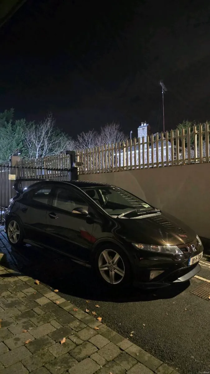 Honda Civic 2009 - Image 2