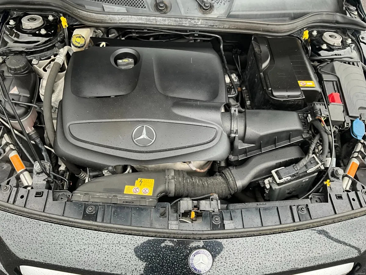 Mercedes-Benz GLA 2016 - Image 3
