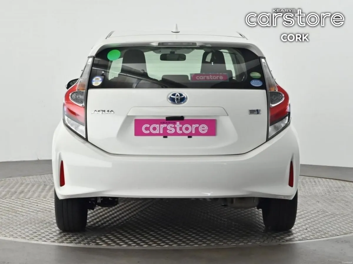Toyota Aqua 1.5 Hybrid Auto - Image 4