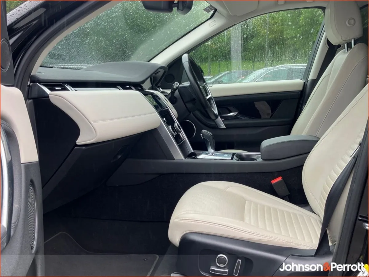 Land Rover Discovery Sport 1.5 I3 PHEV 300 PS AWD - Image 3