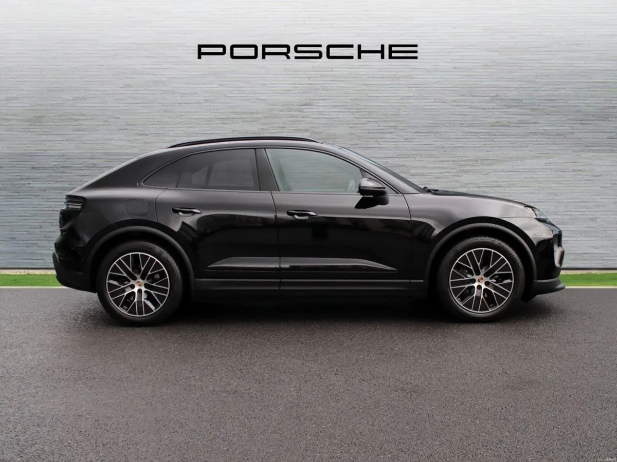 Porsche Macan Electric - Image 4