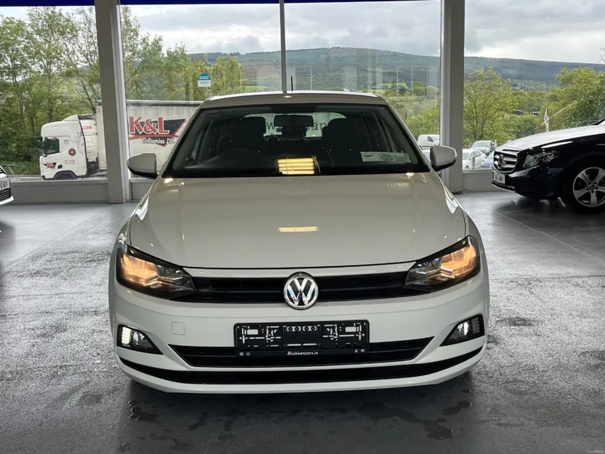 Volkswagen Polo TRENDLINE 1.0 MANUAL 5SPEED 65HP 5 - Image 2