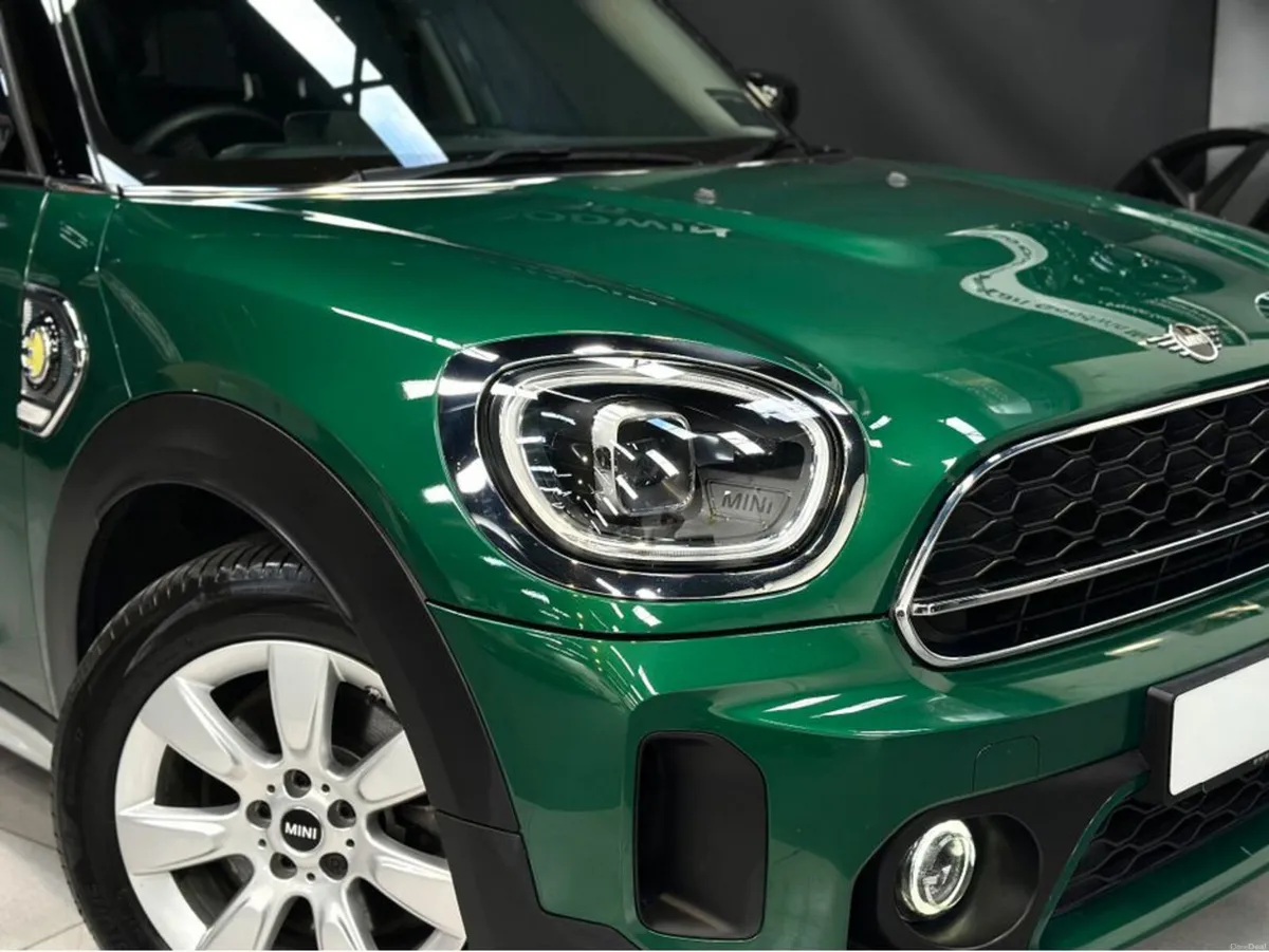 COUNTRYMAN COOPER S E-HYBRID 4X4 - Image 3