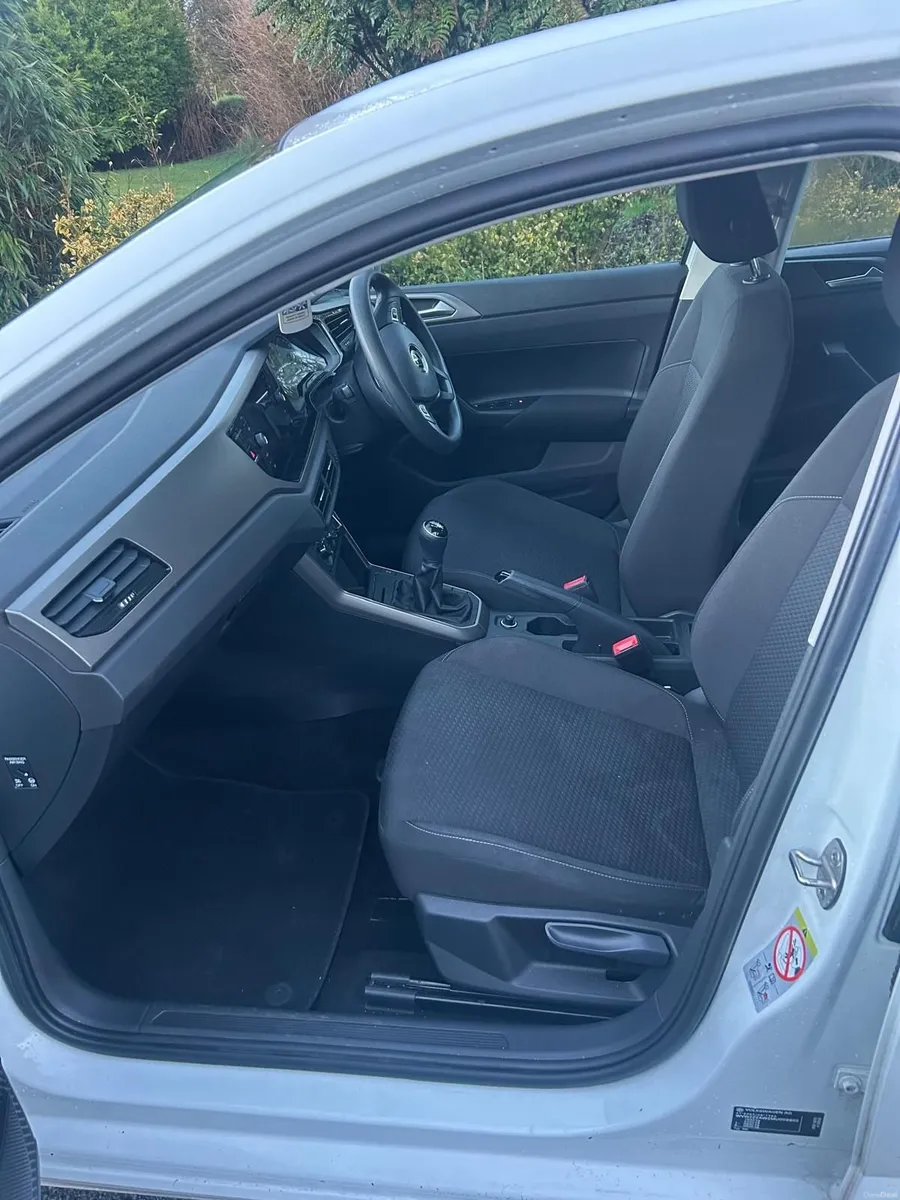 Volkswagen Polo 2021 - Image 4