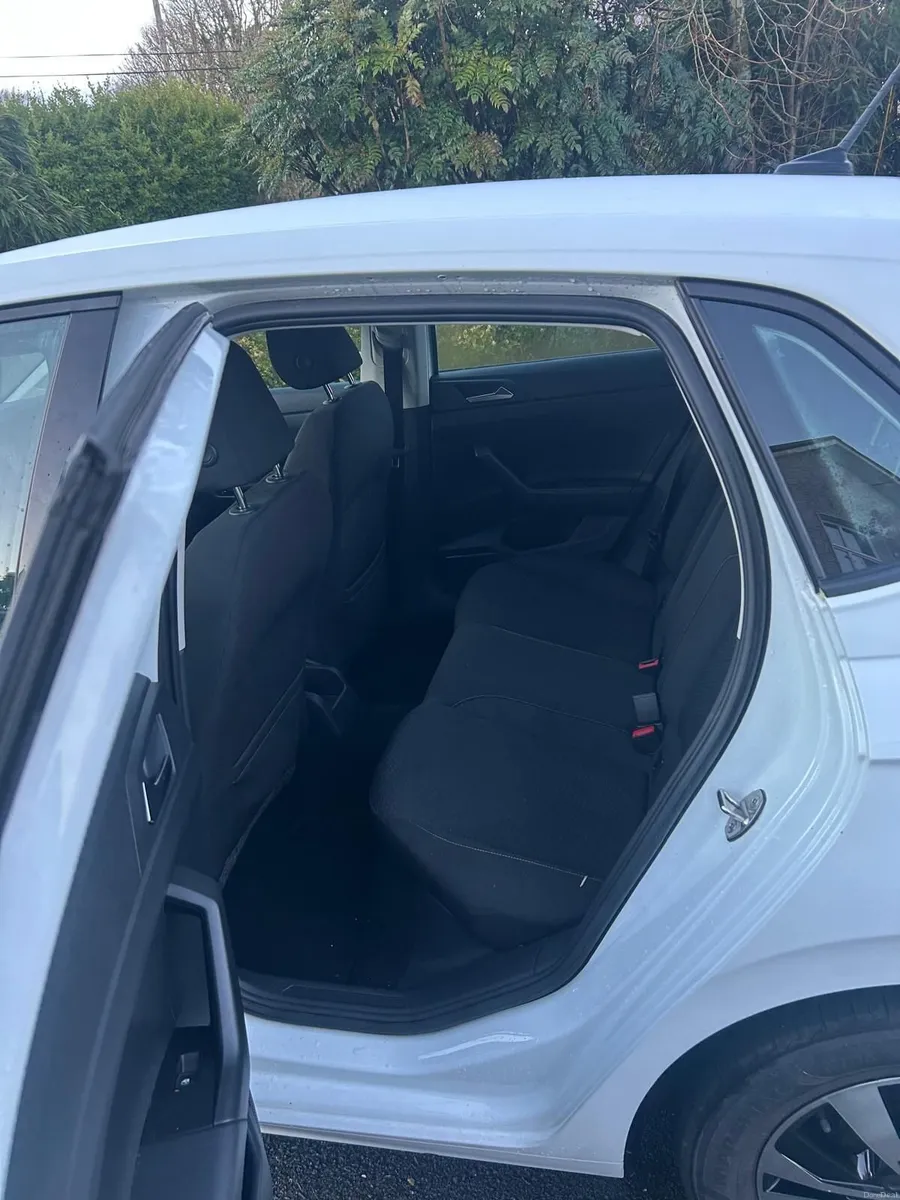 Volkswagen Polo 2021 - Image 5