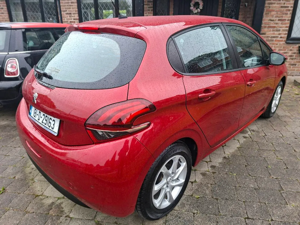PEUGEOT 208 1.2 PETROL 2018 ONLY 63000 KLMS - Image 3