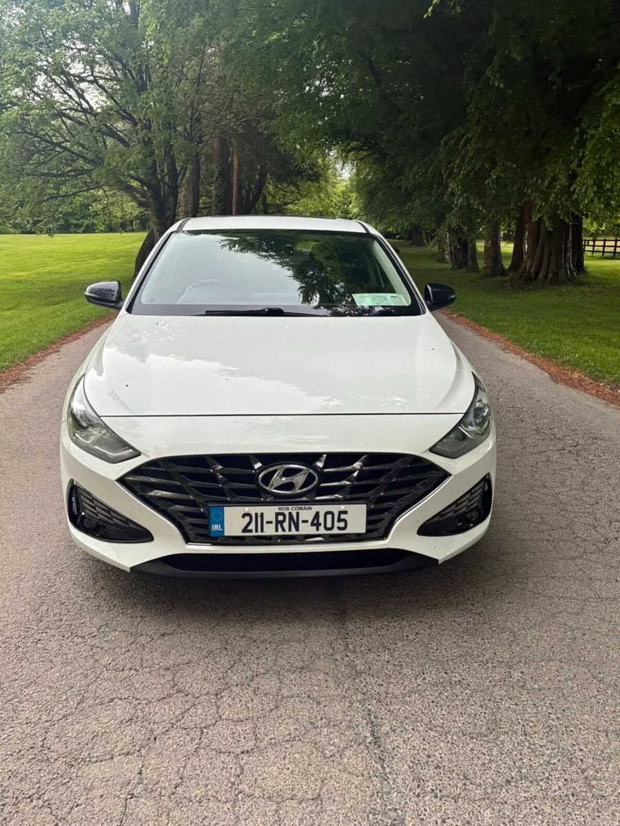 2021 HYUNDAI I30 1.6 CRDi DELUXE MODEL NCT&TAX - Image 2