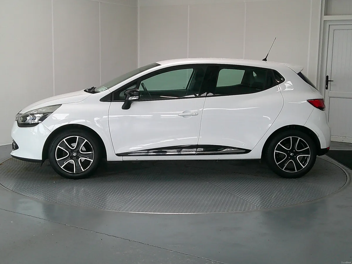 Renault Clio 2015 - Image 4