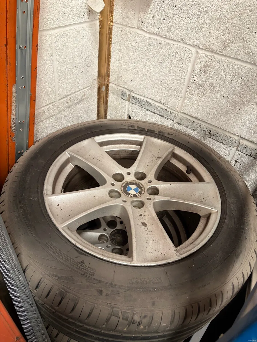 Bmw X5 alloys - Image 1