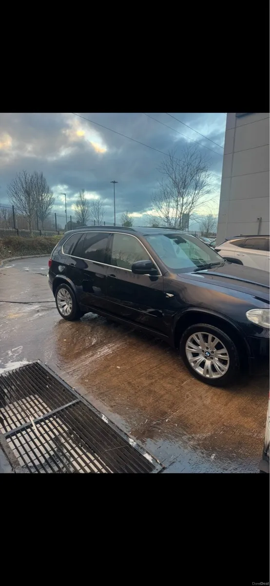 BMW X5 - Image 2