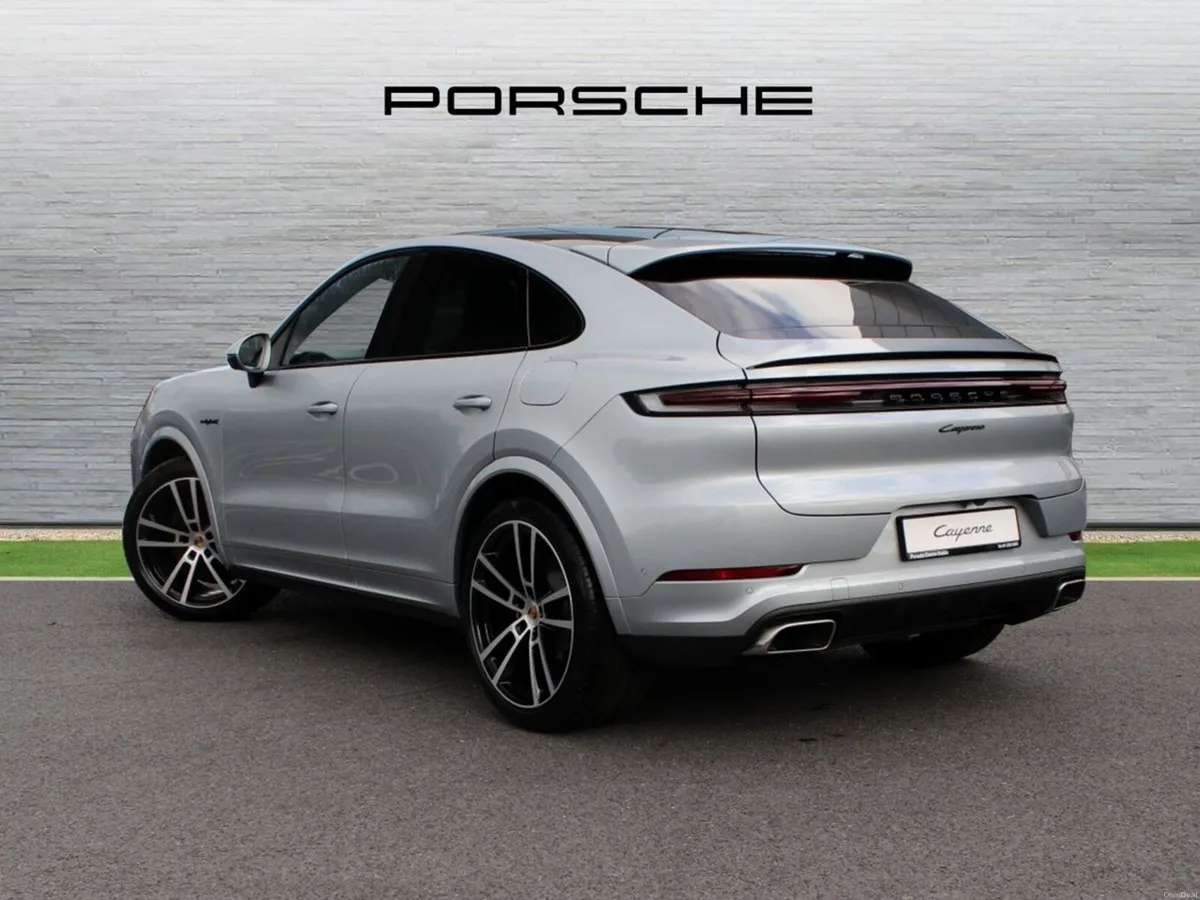 Porsche Cayenne E-Hybrid Coupe (New) - Image 2