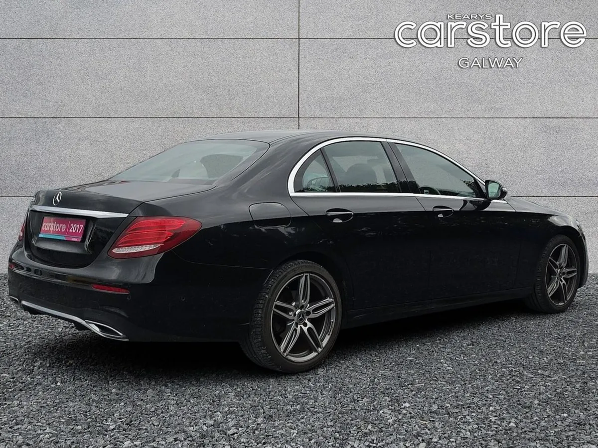 Mercedes-Benz E-Class E 220 D AMG LINE A/T - Image 3