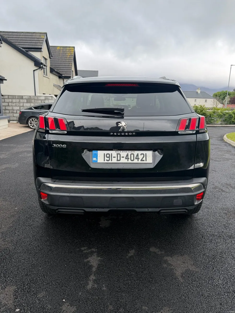 2019 Peugeot 3008 Allure Auto 1.2 Petrol - Image 3
