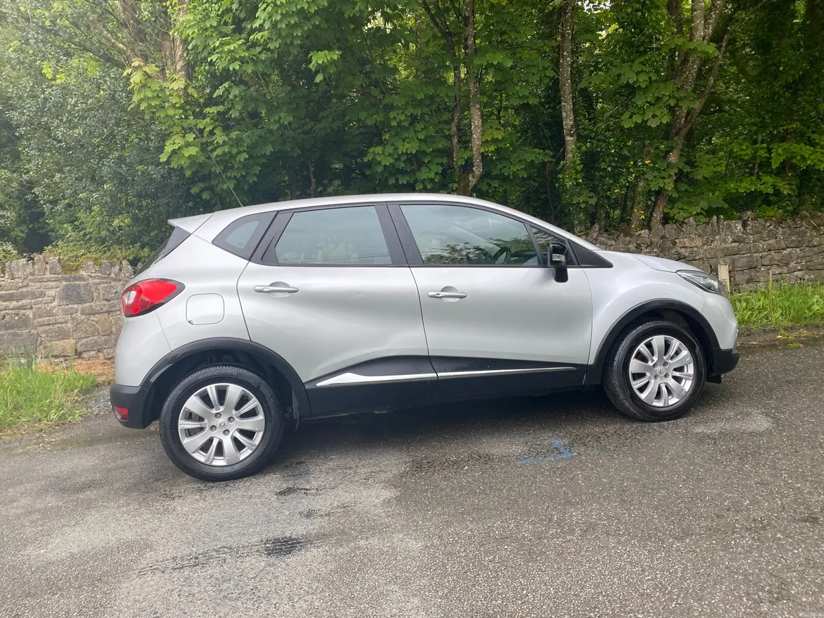 RENAULT CAPTURE - Image 2