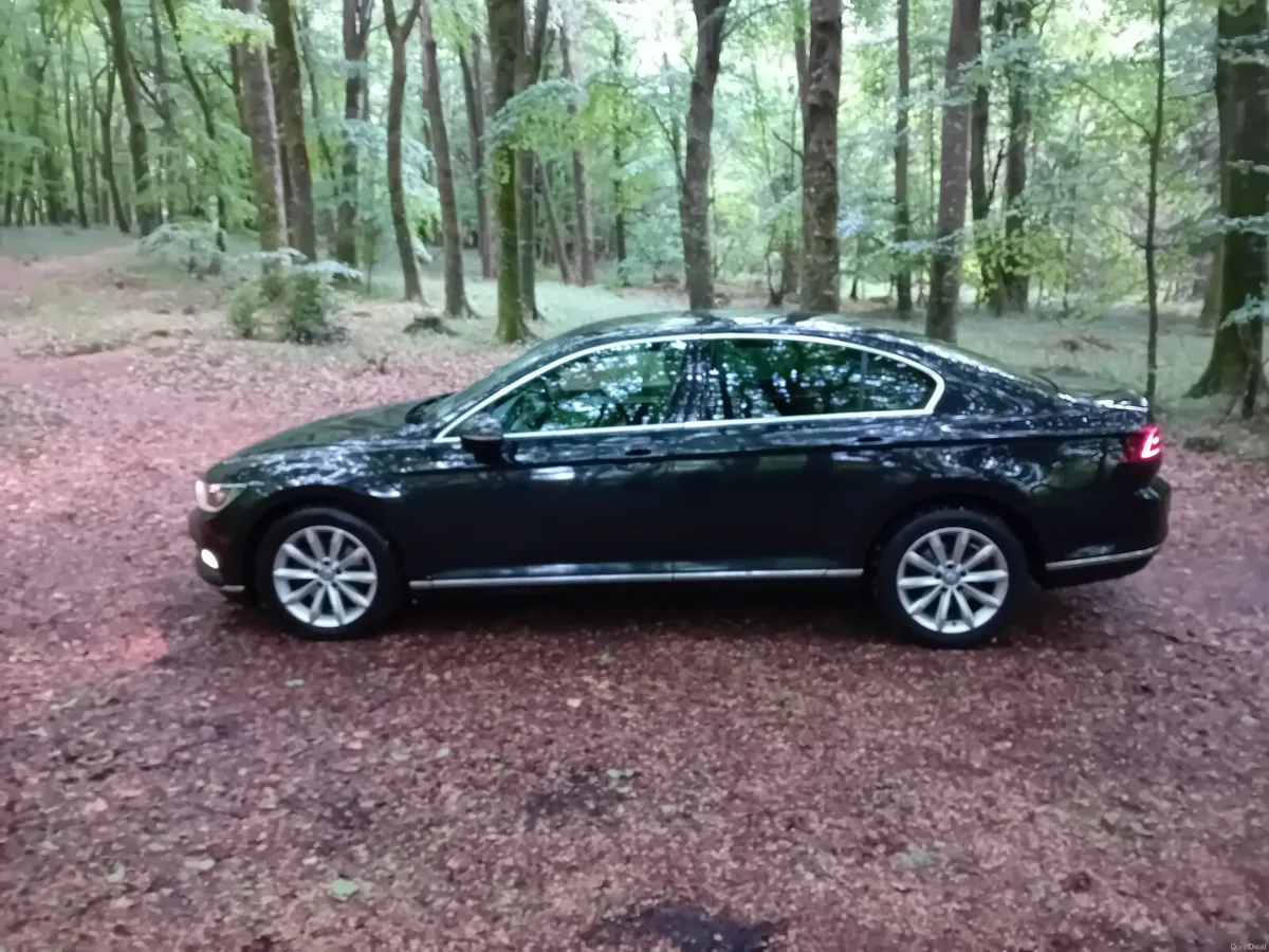 171 VW PASSAT 1.6 TDI 120BHP HIGHLINE - Image 4