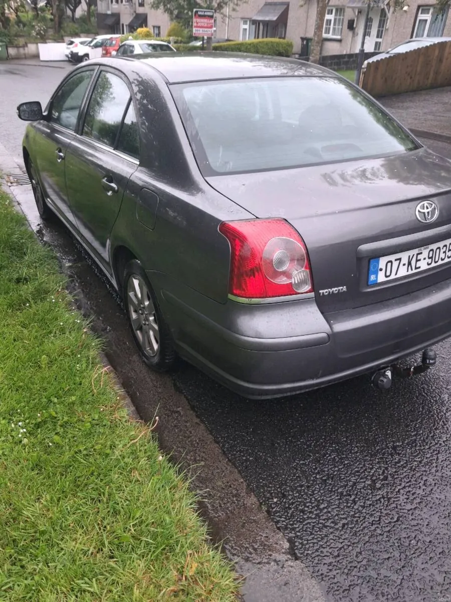 Toyota avensis 2007 - Image 4