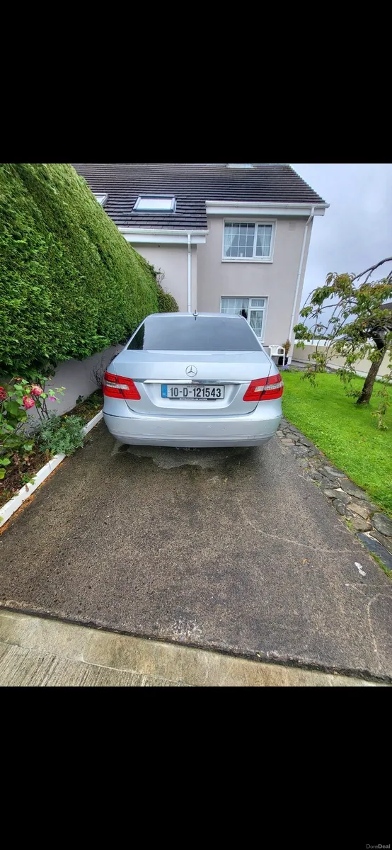 Mercedes E200 - Image 3