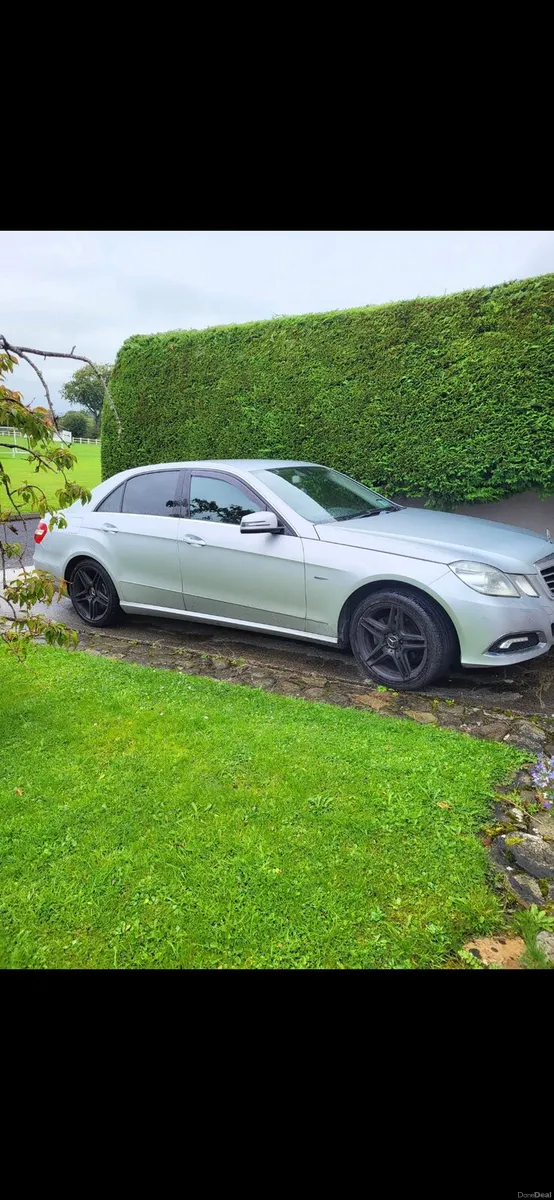 Mercedes E200 - Image 1