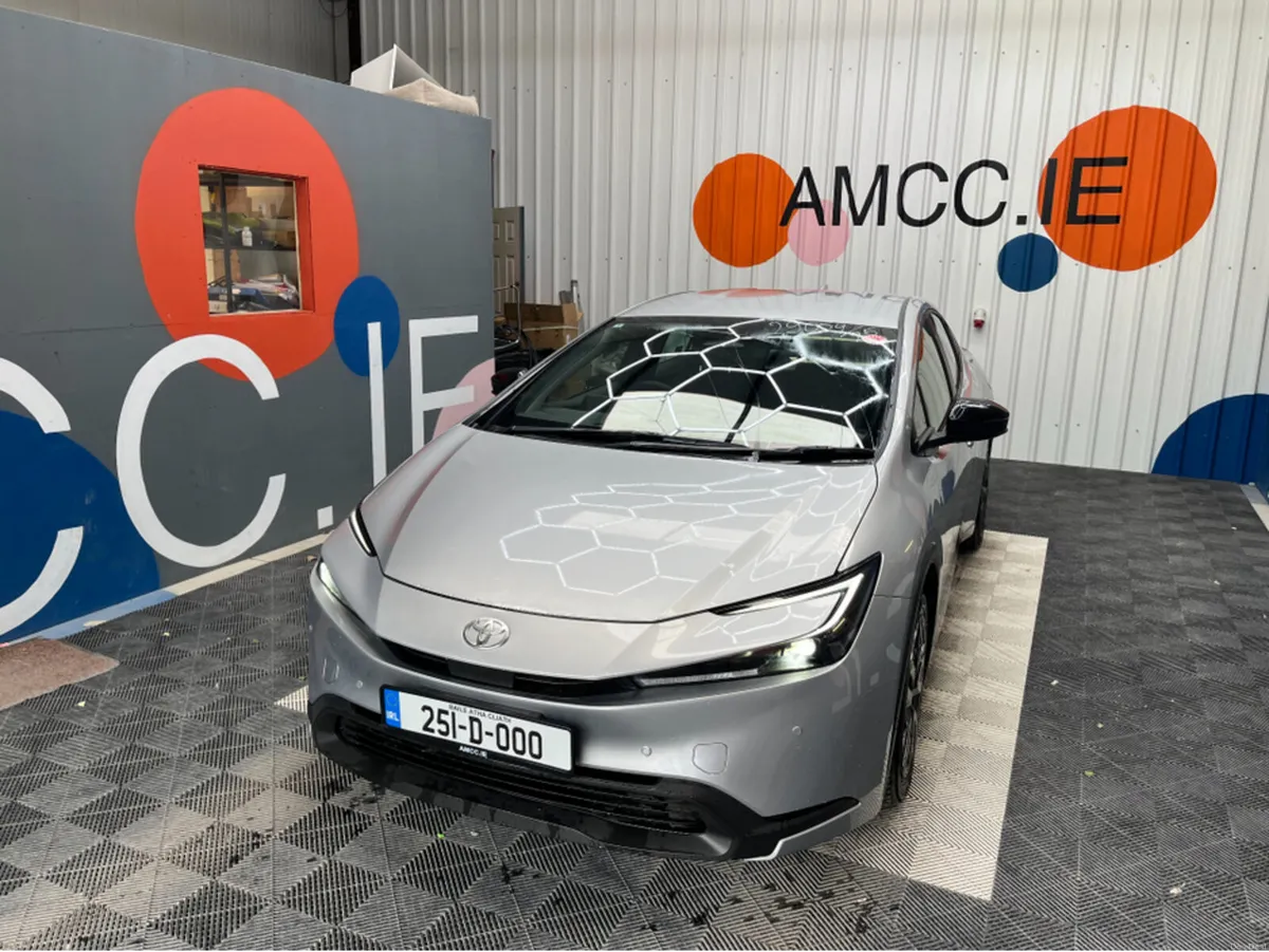 Toyota Prius €31950 2025 TOYOTA PRIUS X 1.8 AUTOMA - Image 5