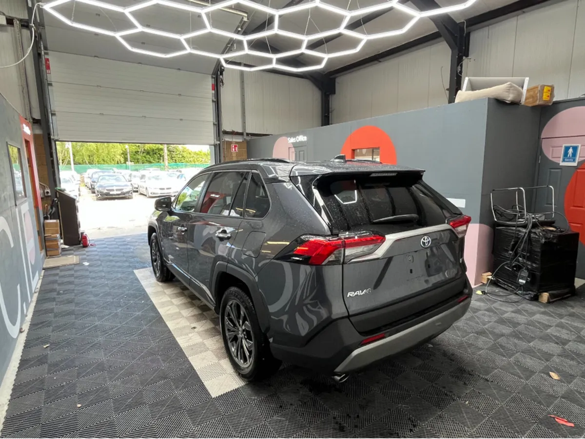 Toyota RAV4 2024 TOYOTA RAV4 HYBRID G 2.5 AUTOMATI - Image 4