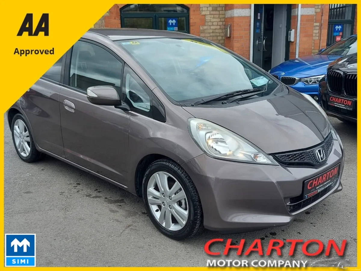 Honda Jazz 1.4 I VTEC ES 4DR - Image 1