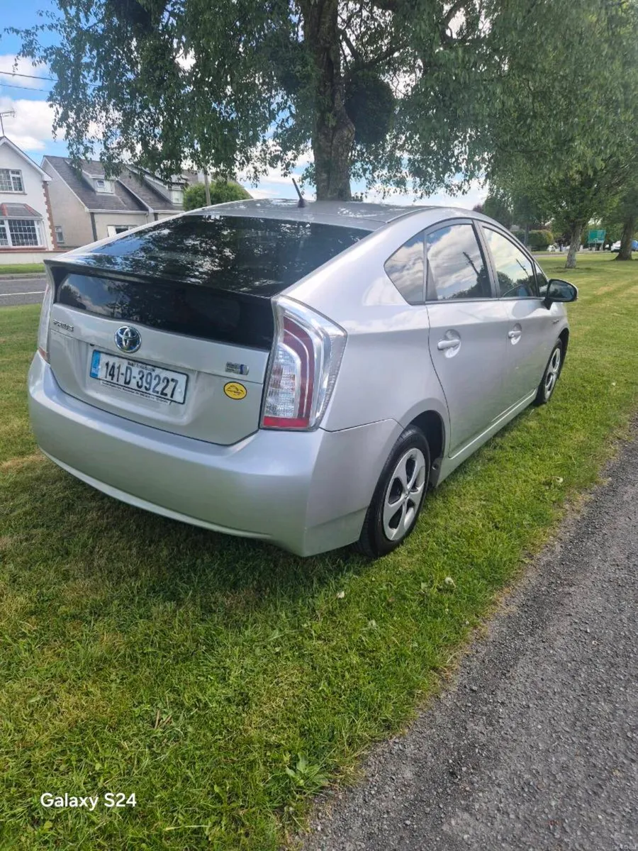 Toyota Prius ZVW30 - Image 1