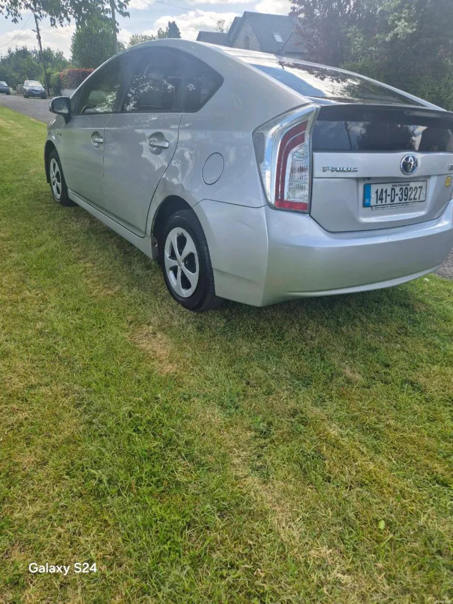 Toyota Prius ZVW30 - Image 2