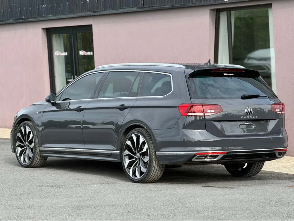 Volkswagen Passat 2.0 TDI R-LINE AUTO - Image 5