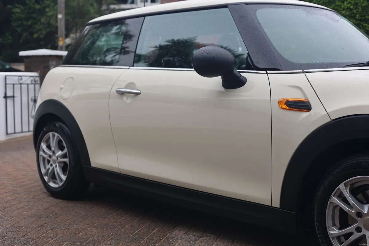 Mini One 2015 - Image 2