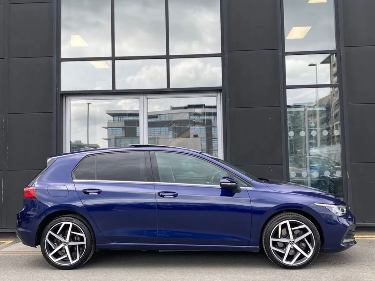 Volkswagen Golf 1.4 eTSi Style Auto (PHEV) - Image 4