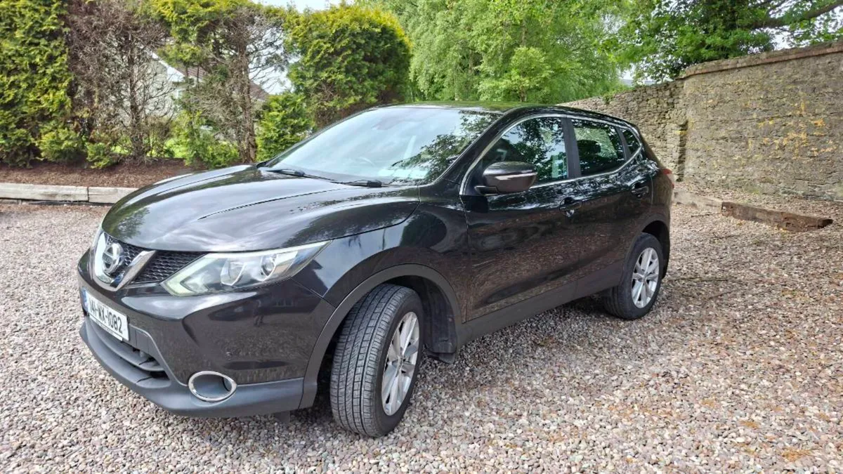 2014 Nissan Qashqai 1.6 Diesel 130hp 4WD - Image 3