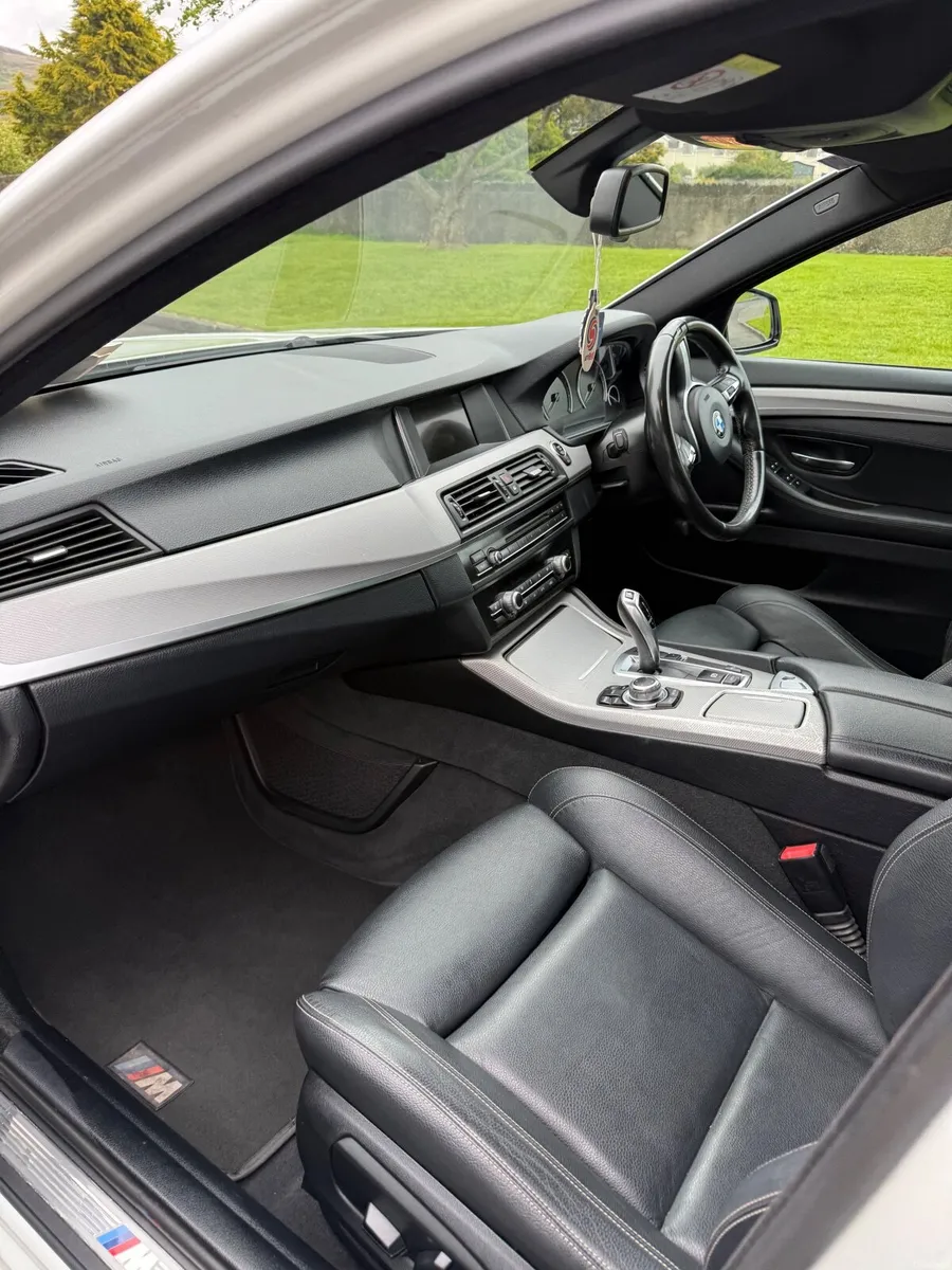 BMW 5-Series 2016 M Sport - Image 6