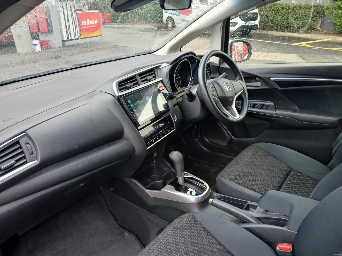 Honda Fit 2015 New Nct - Image 4