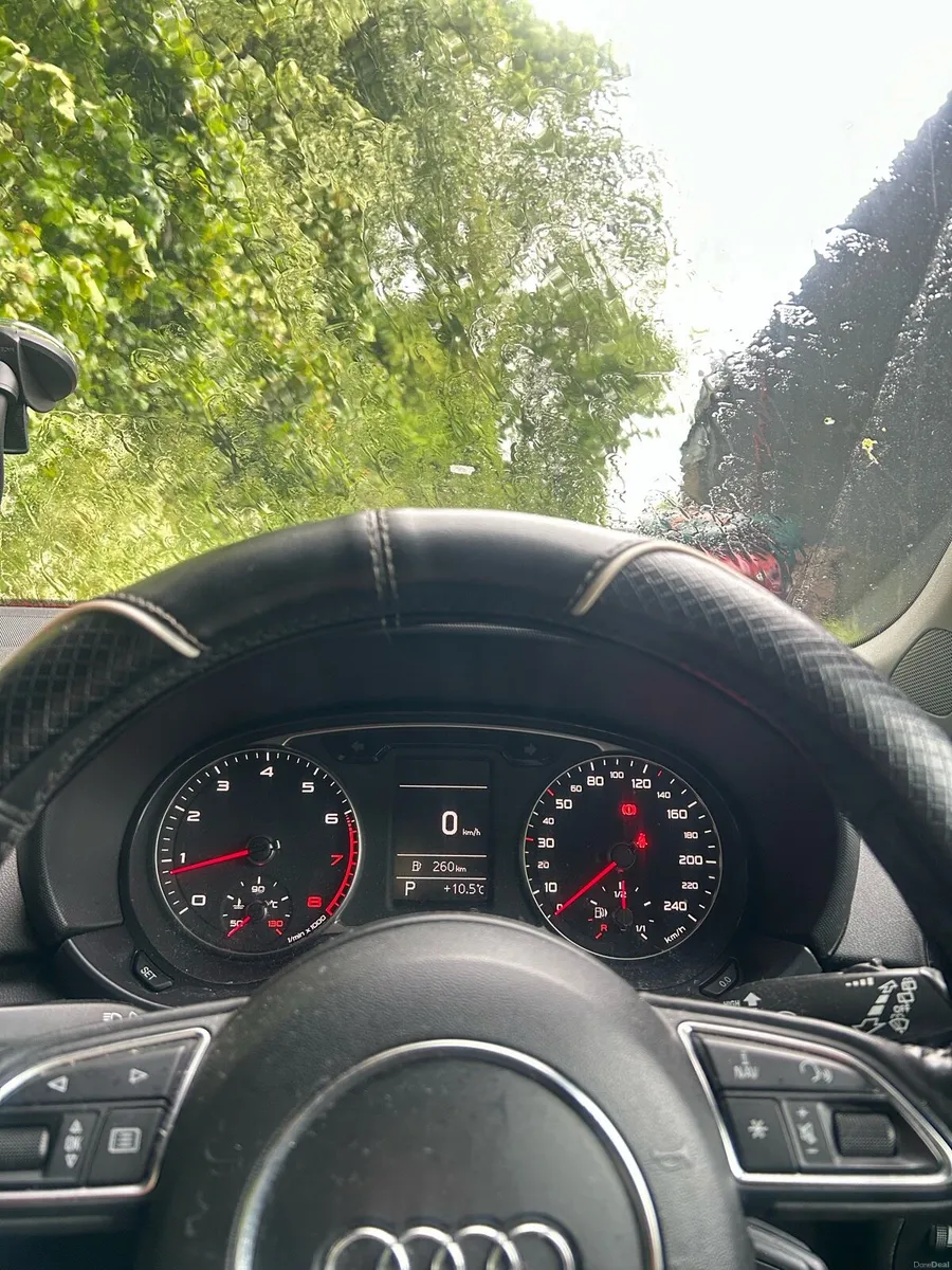 AUDI A1 2011 SPORT - Image 3