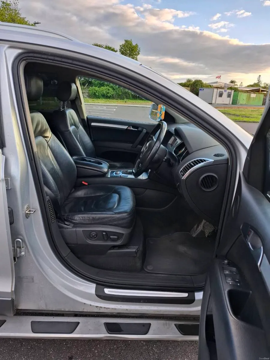 Audi Q7 - Image 4
