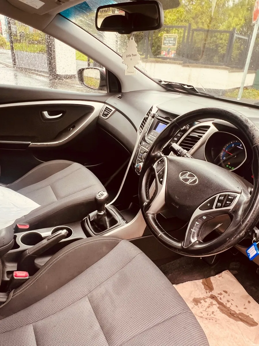 Hyundai i30 2017 - Image 3