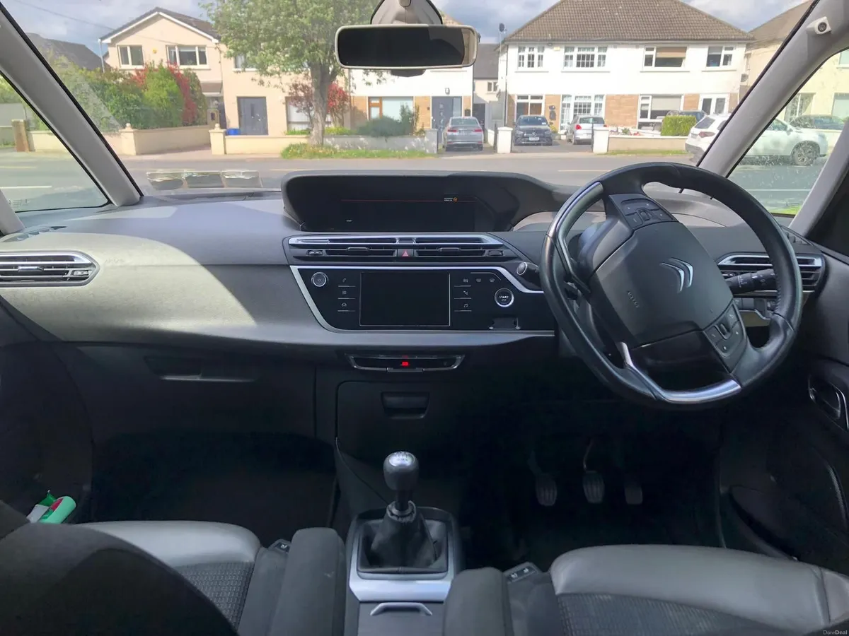 2018 Citroen C4 Feel Exclusive - Image 4